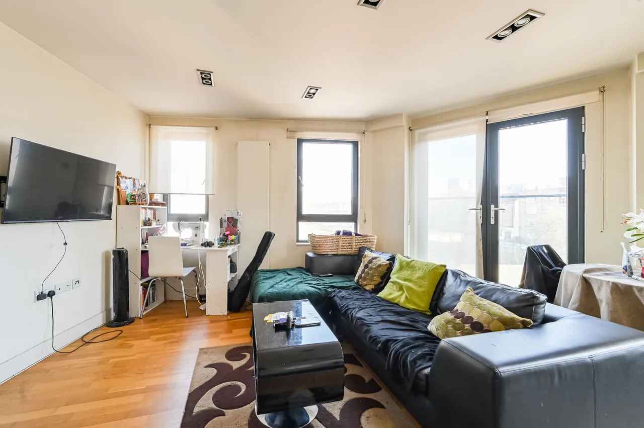 Apartment 4, Skysail Building, 210, Poplar High Street, photo 9