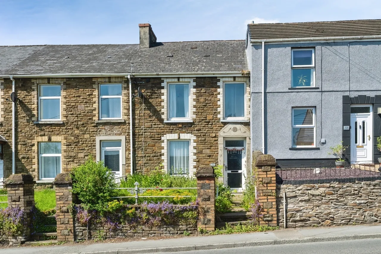 3 bed house for sale, Fforest Road, Fforest, SA4