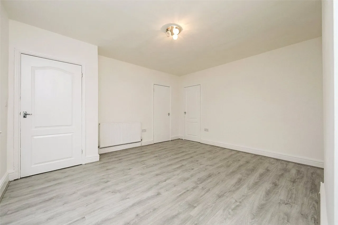 Haselbeech Crescent, Liverpool, L11, photo 3