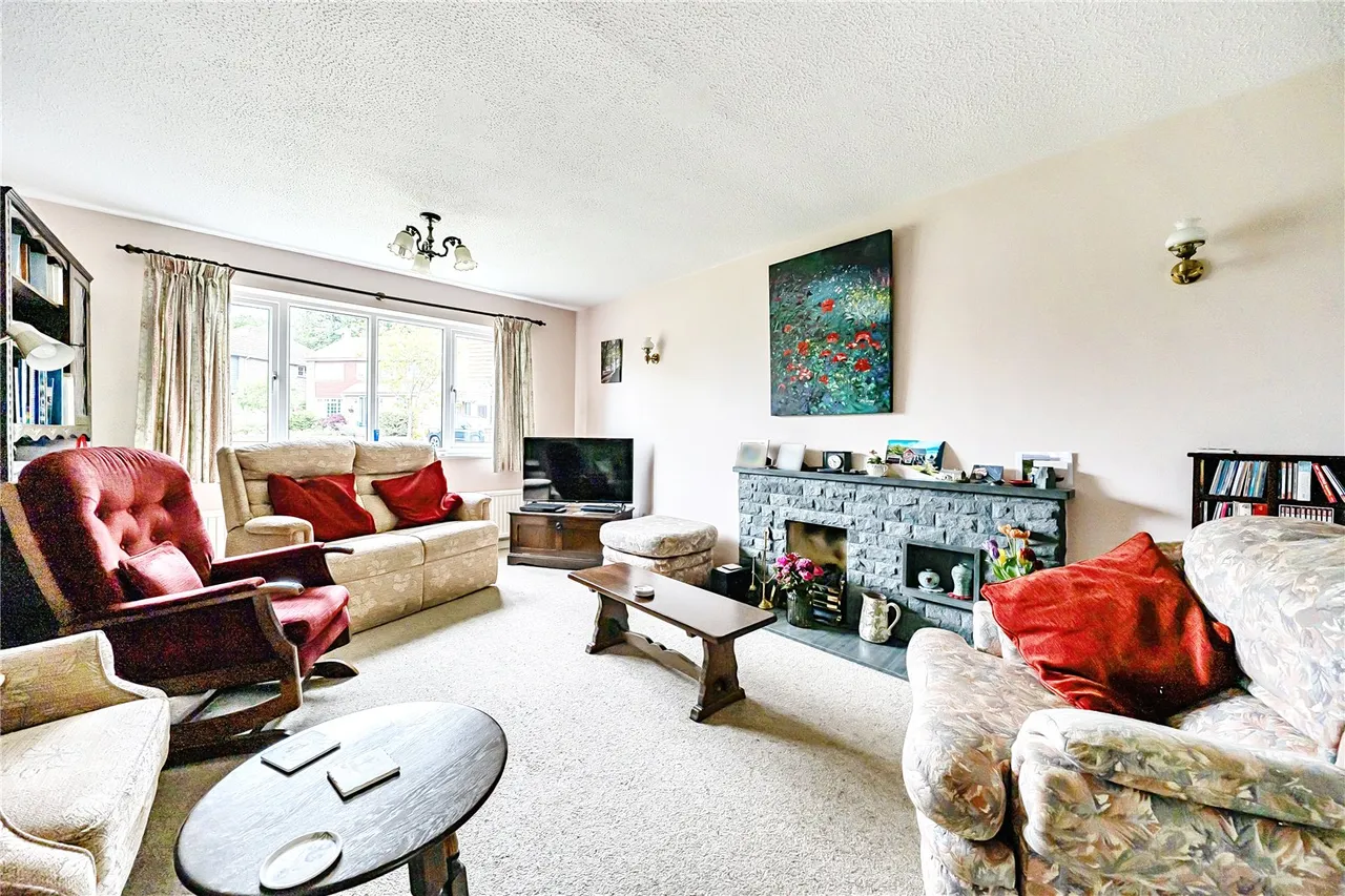 Trefoil Close, Hartley Wintney, Hook, Hampshire, RG27 8TS, photo 4