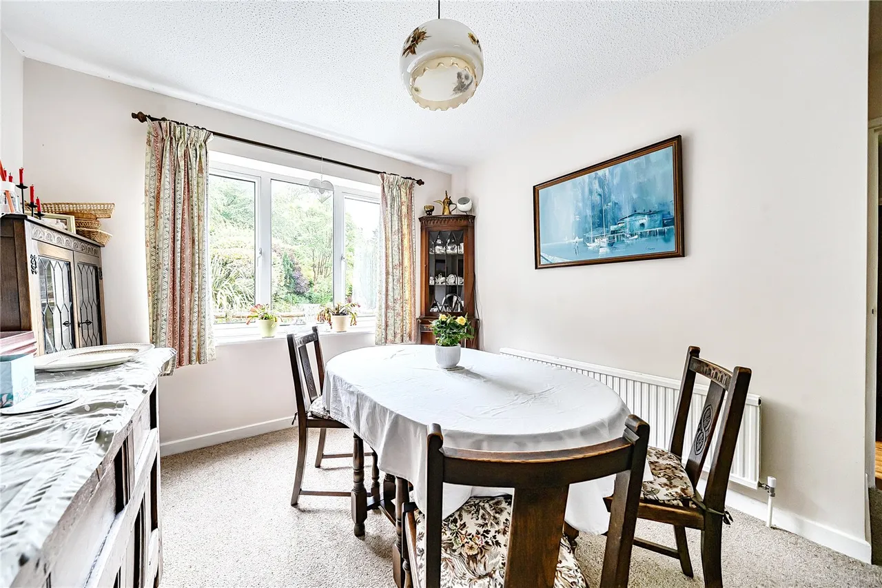 Trefoil Close, Hartley Wintney, Hook, Hampshire, RG27 8TS, photo 5