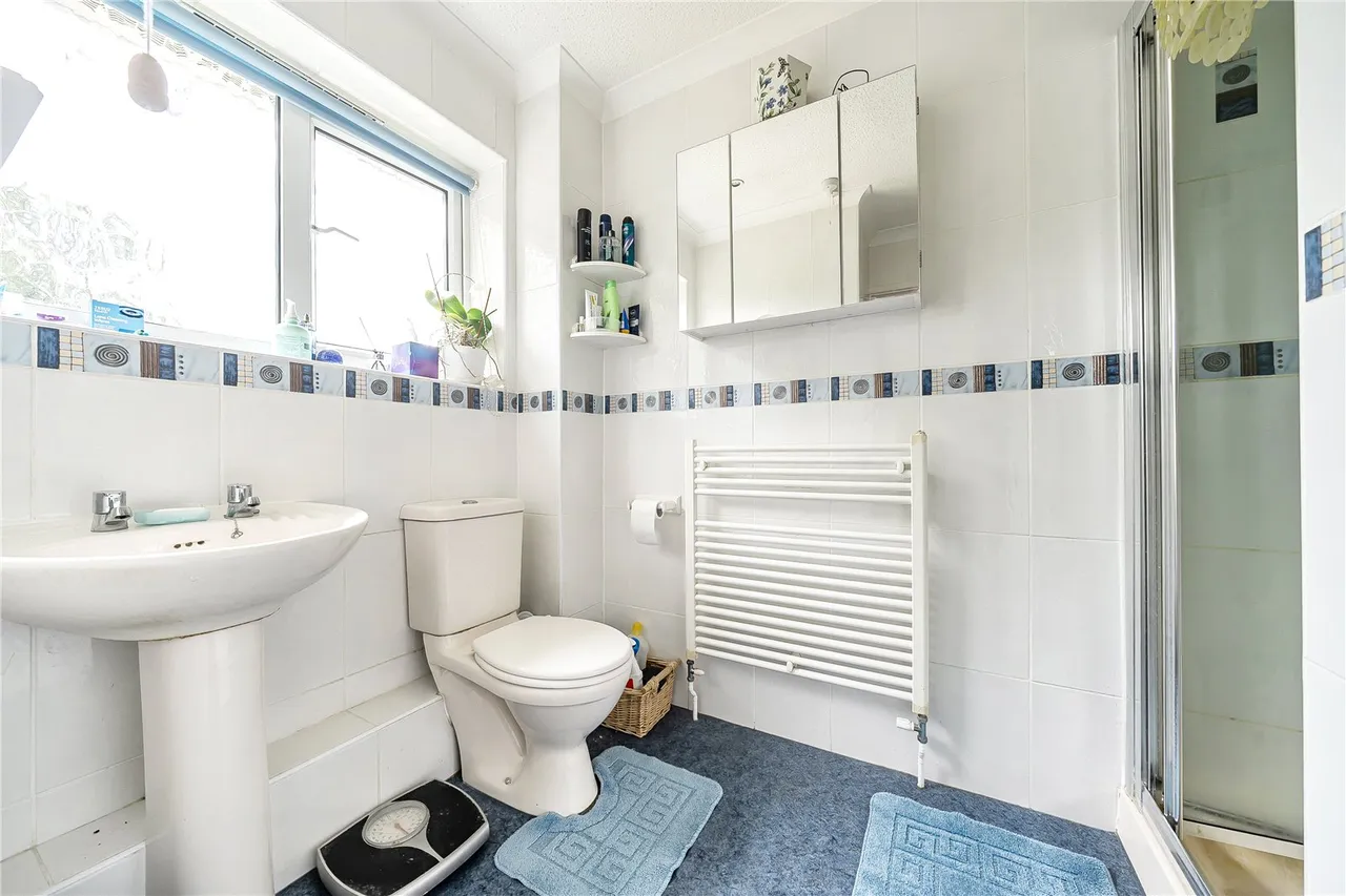 Trefoil Close, Hartley Wintney, Hook, Hampshire, RG27 8TS, photo 13