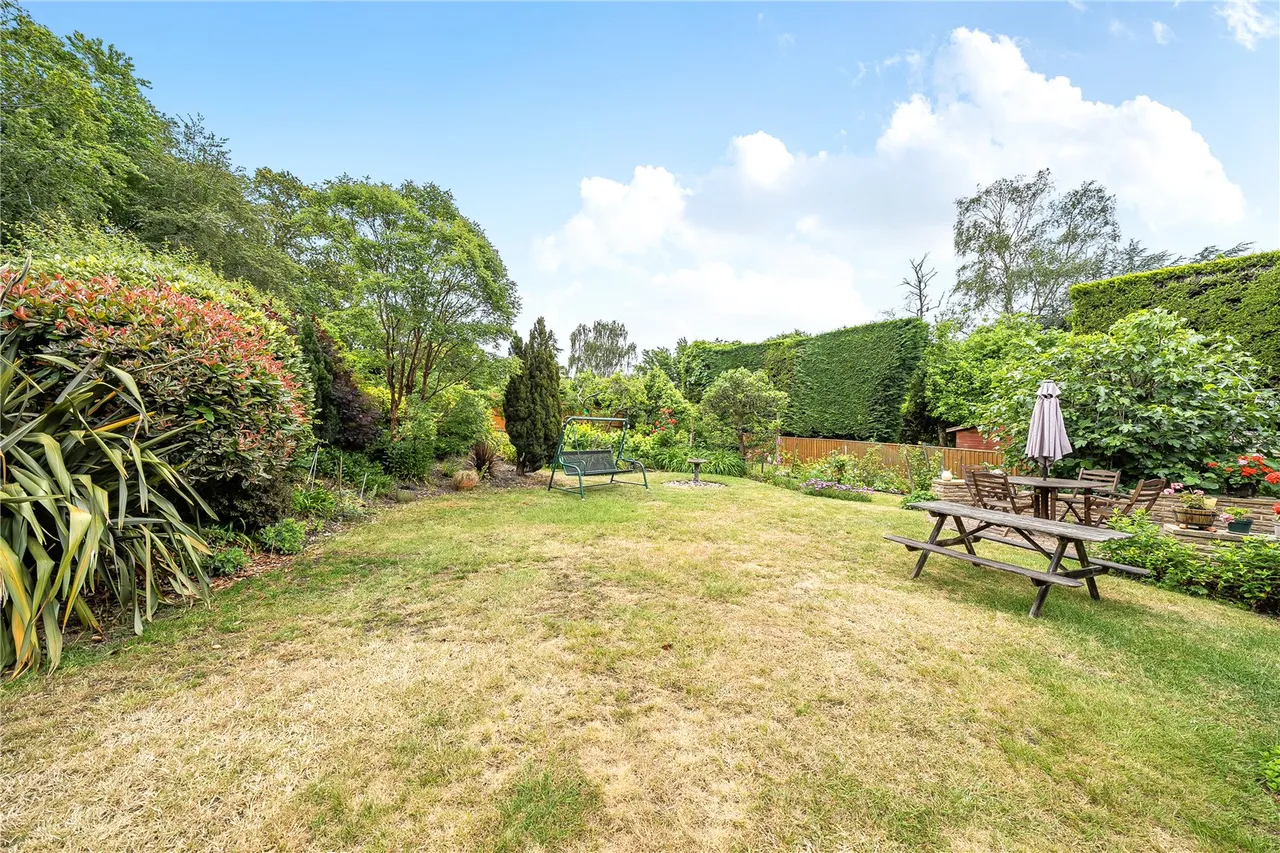 Trefoil Close, Hartley Wintney, Hook, Hampshire, RG27 8TS, photo 19