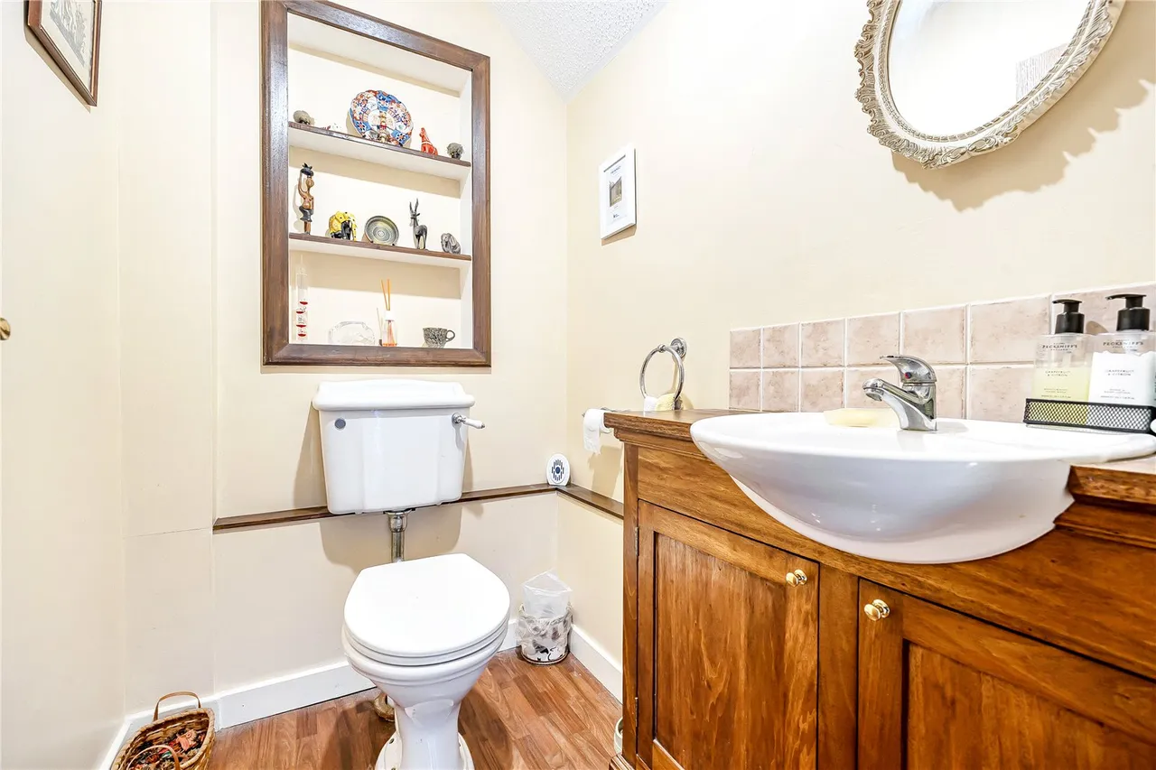 Trefoil Close, Hartley Wintney, Hook, Hampshire, RG27 8TS, photo 9