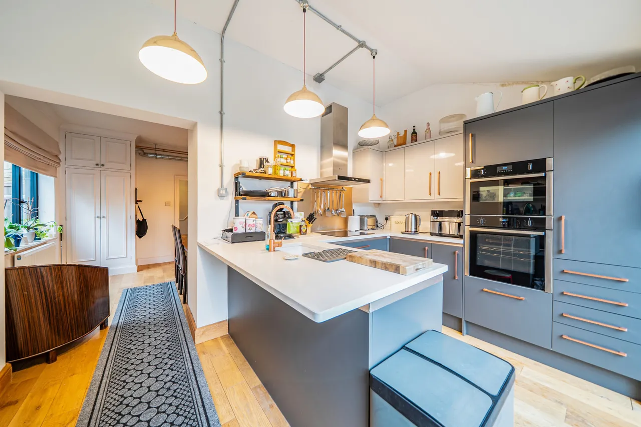 Northwood Road, Harefield, UB9, photo 5
