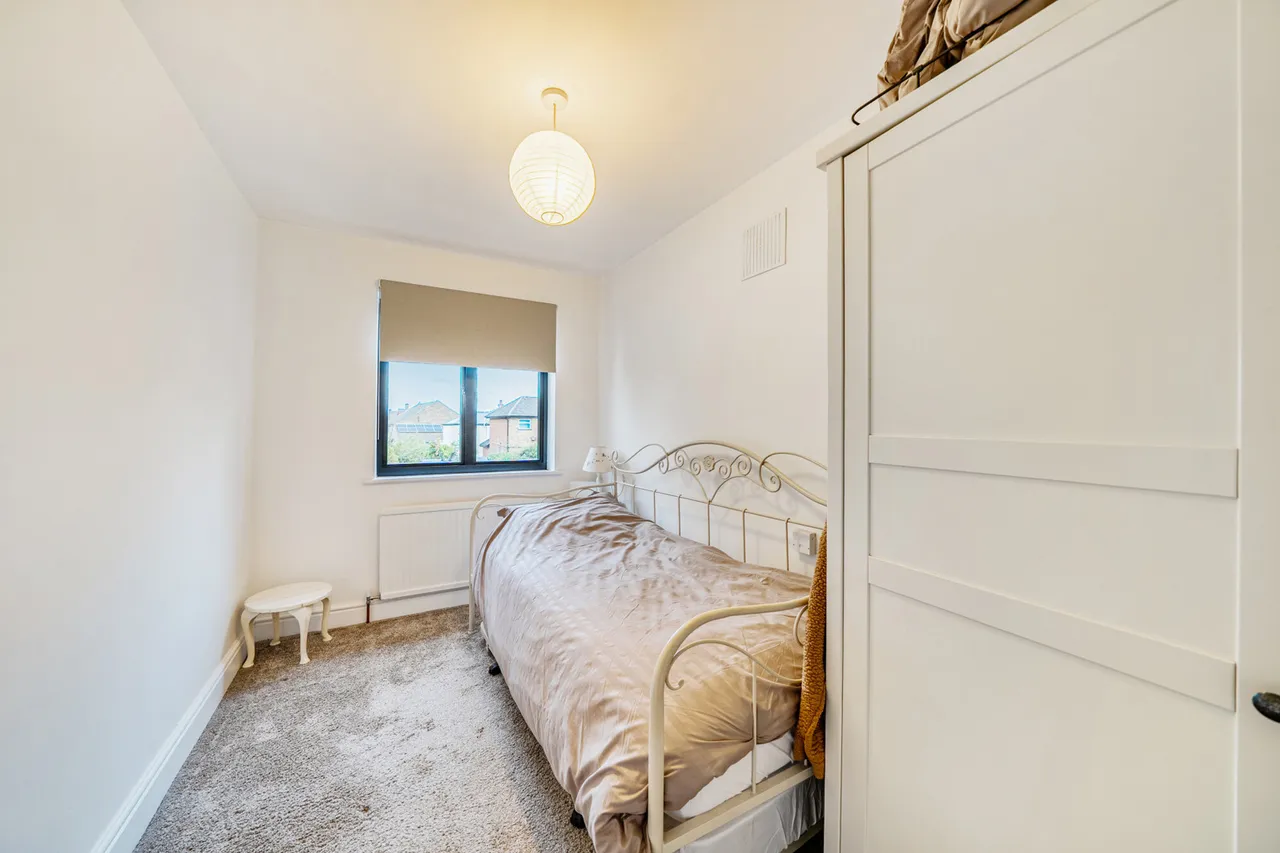 Northwood Road, Harefield, UB9, photo 18