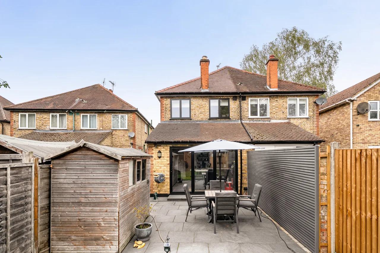 Northwood Road, Harefield, UB9, photo 19