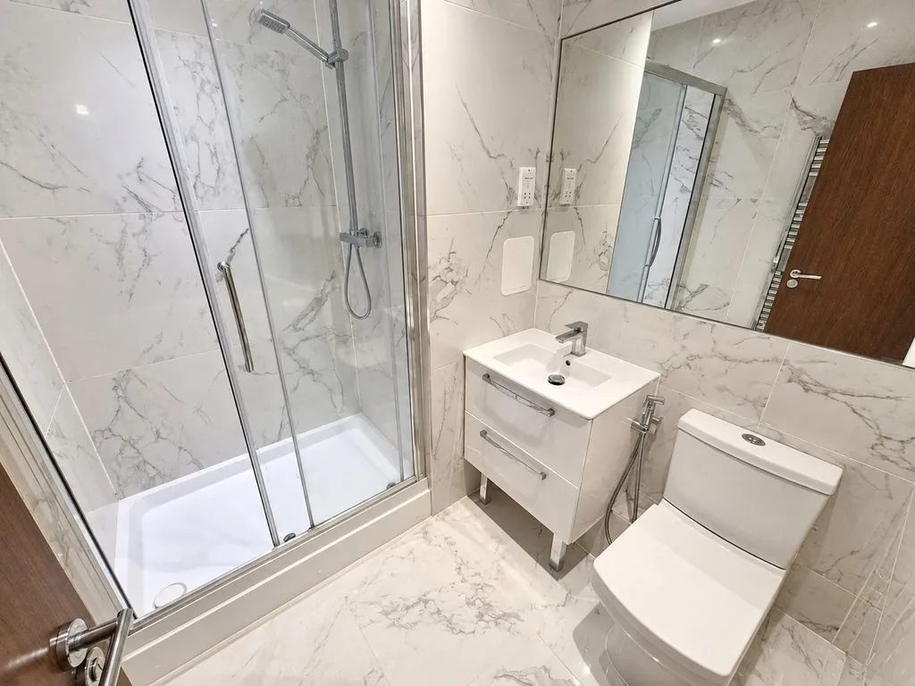 Marsh Road, Pinner, HA5, photo 9