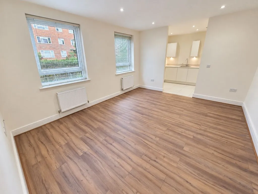 Marsh Road, Pinner, HA5, photo 4