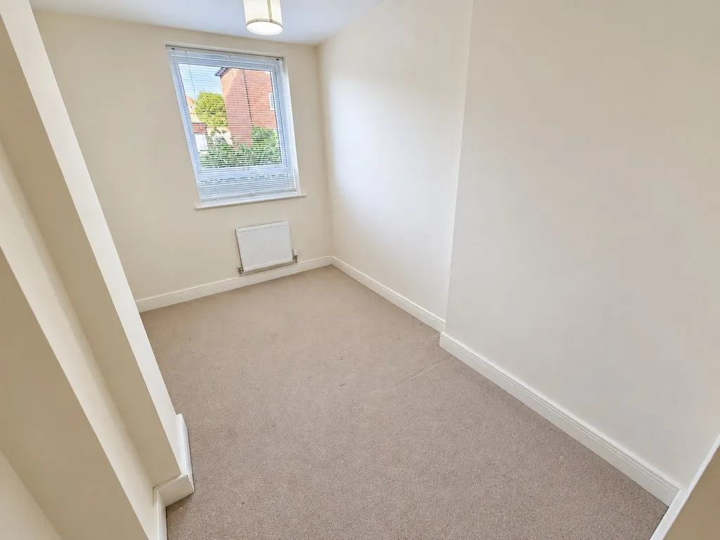 Marsh Road, Pinner, HA5, photo 7