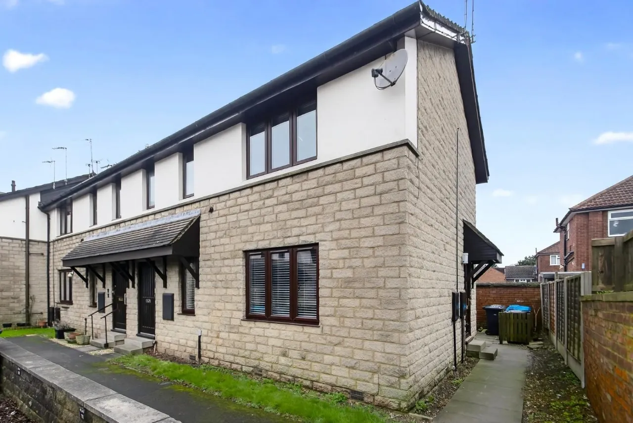 1 bed flat for sale — Forest Grange Close, Harrogate