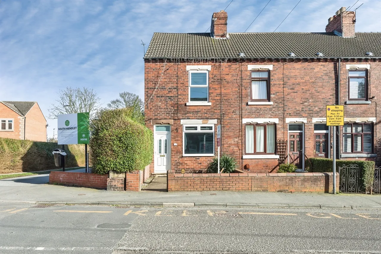 3 bed house for sale — George Street, South Hiendley, Barnsley