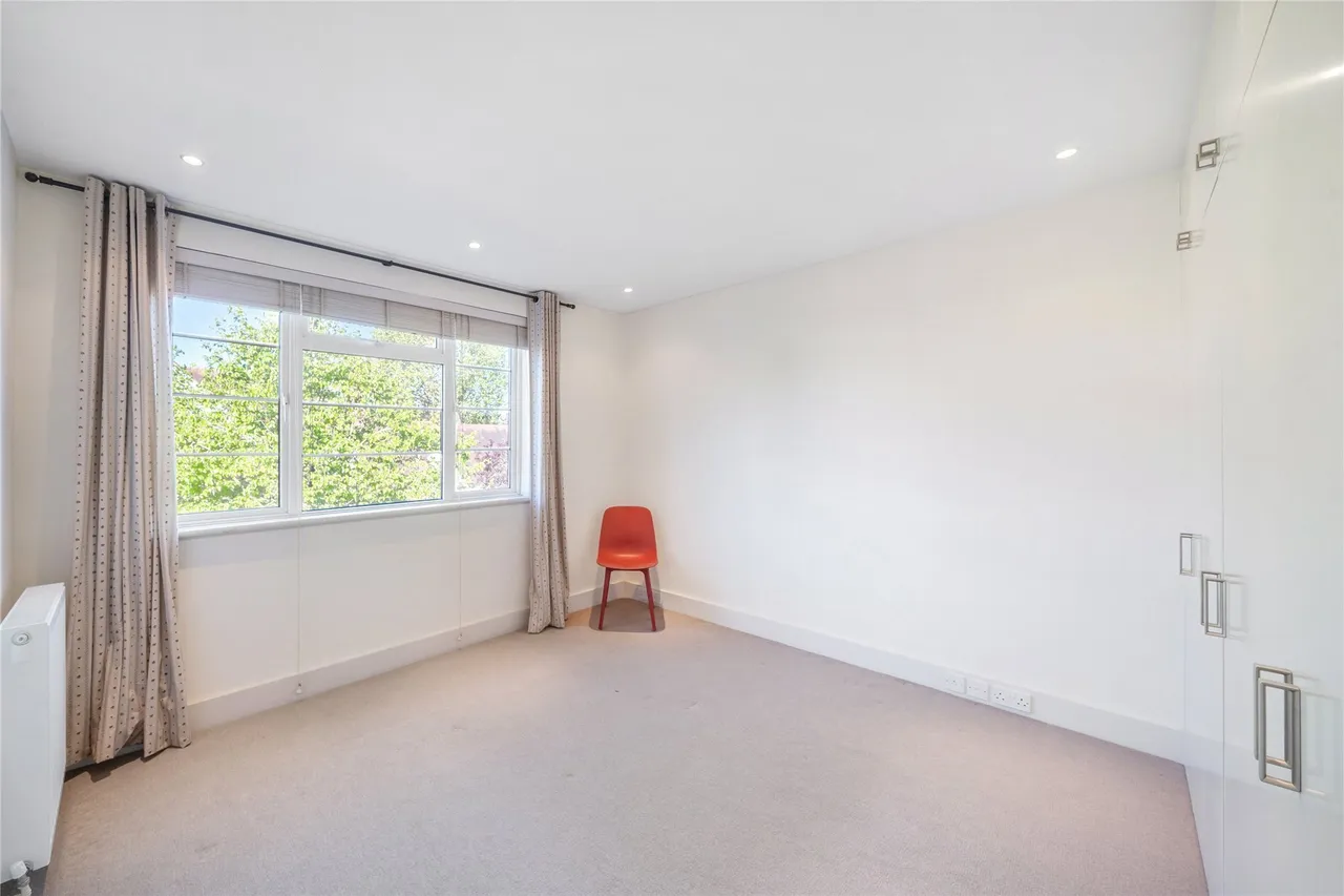 Bedford Road, London, W4, photo 5