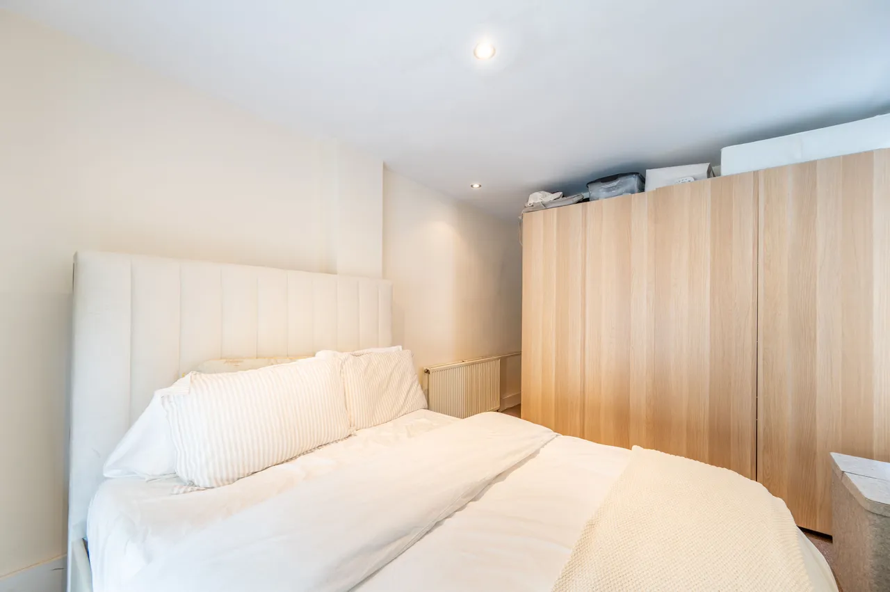Flat 1, 21 Napier Road, London, photo 8
