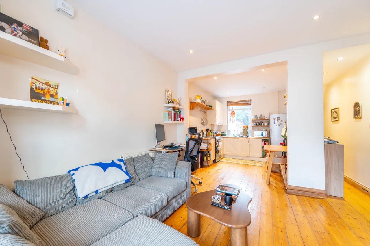 Flat 1, 21 Napier Road, London, photo 4