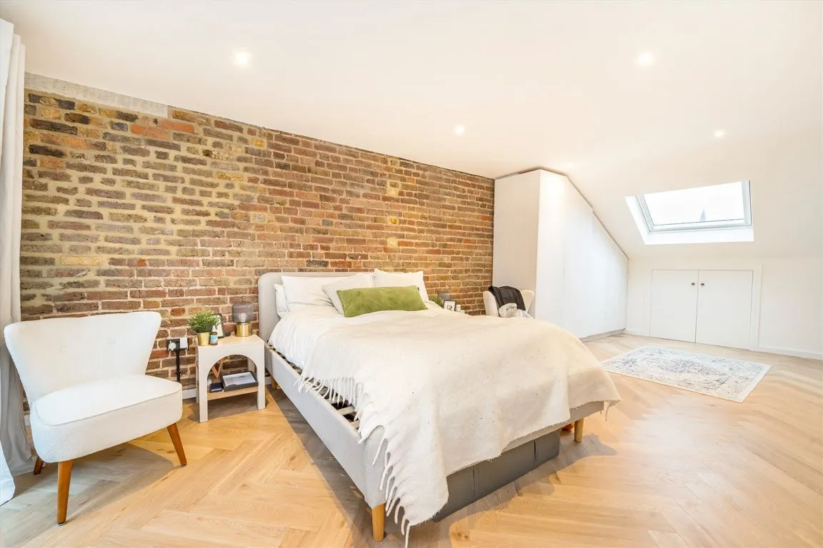 Shepherds Bush Road, W6, photo 4