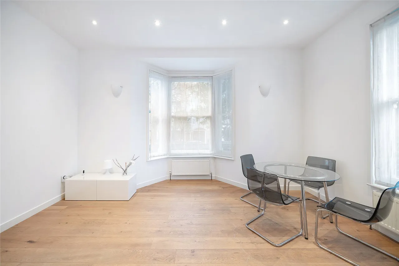 Stowe Road, Shepherds Bush, London, W12, photo 2