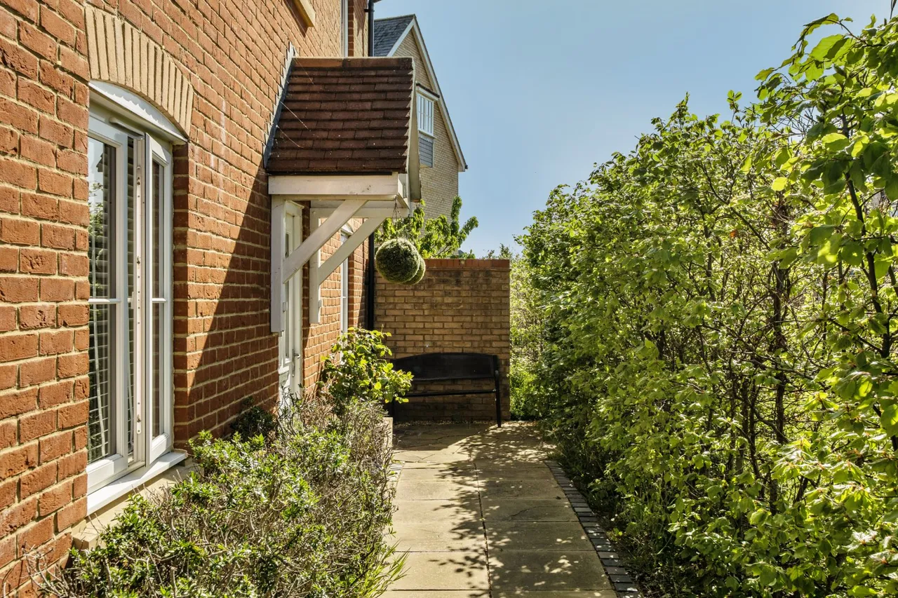 Cutforth Way, Romsey, SO51, photo 16