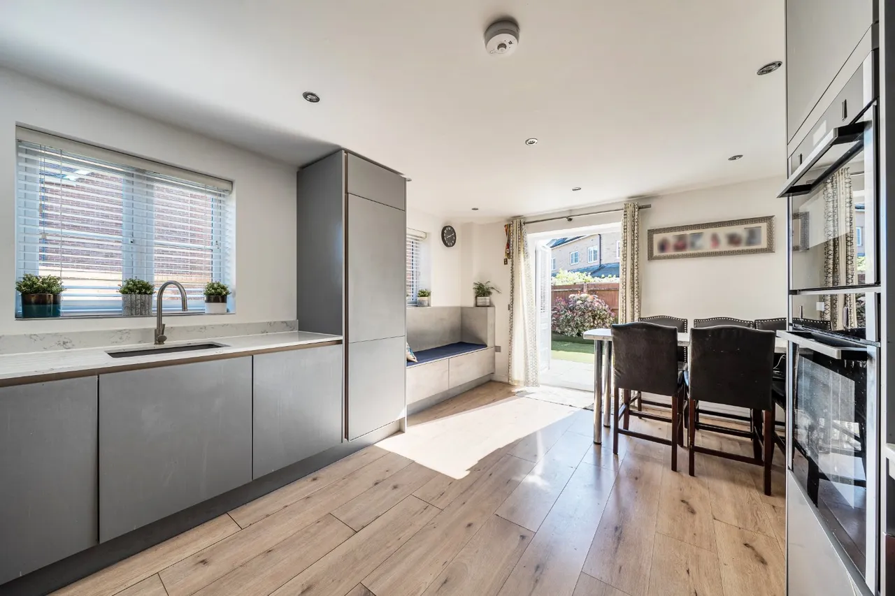 Cutforth Way, Romsey, SO51, photo 4