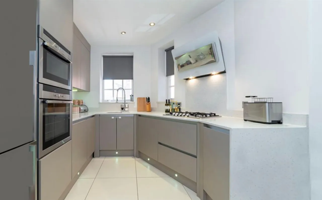 St. Johns Wood Road, St. Johns Wood Court, NW8, photo 3