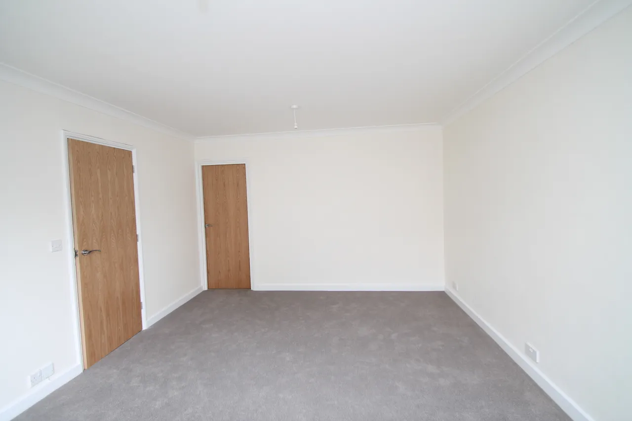 Station Road, Redhill, RH1, photo 2