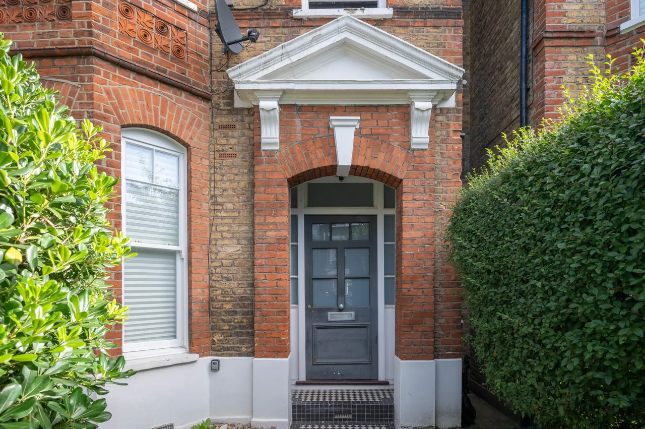 London, SW4, photo 6