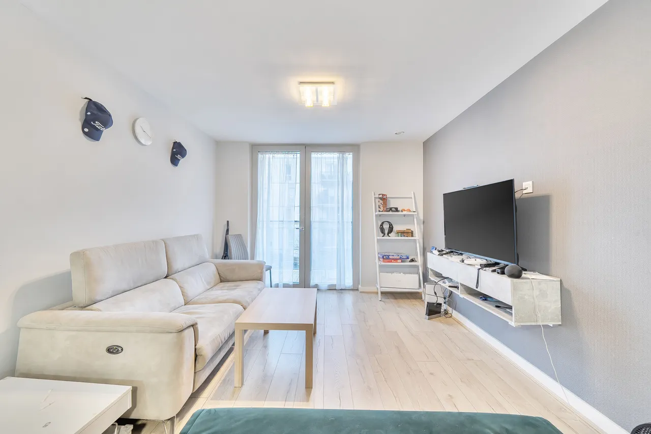 Flat 202, Quadrant Court, Empire Way, Wembley, photo 9