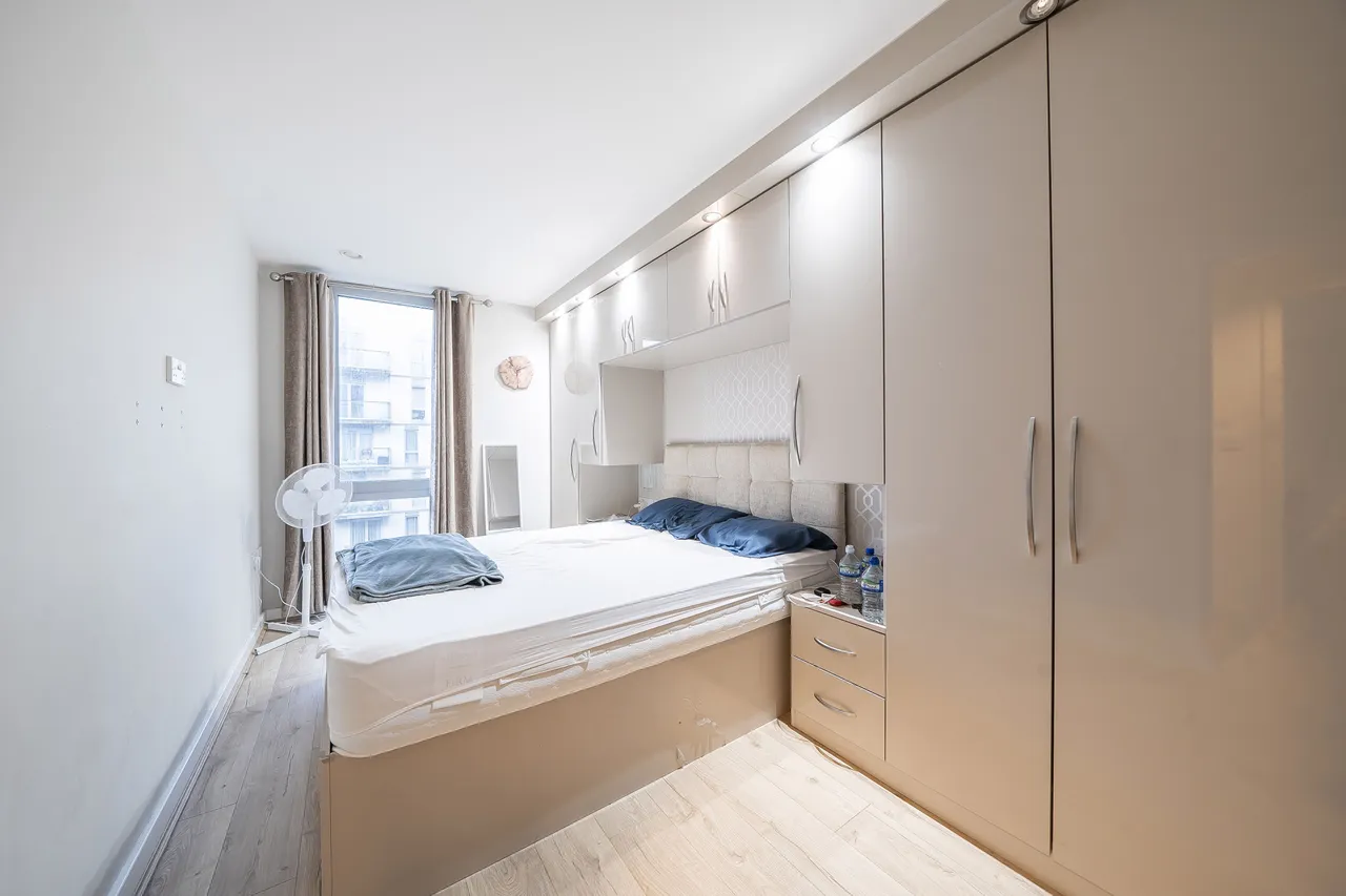 Flat 202, Quadrant Court, Empire Way, Wembley, photo 4