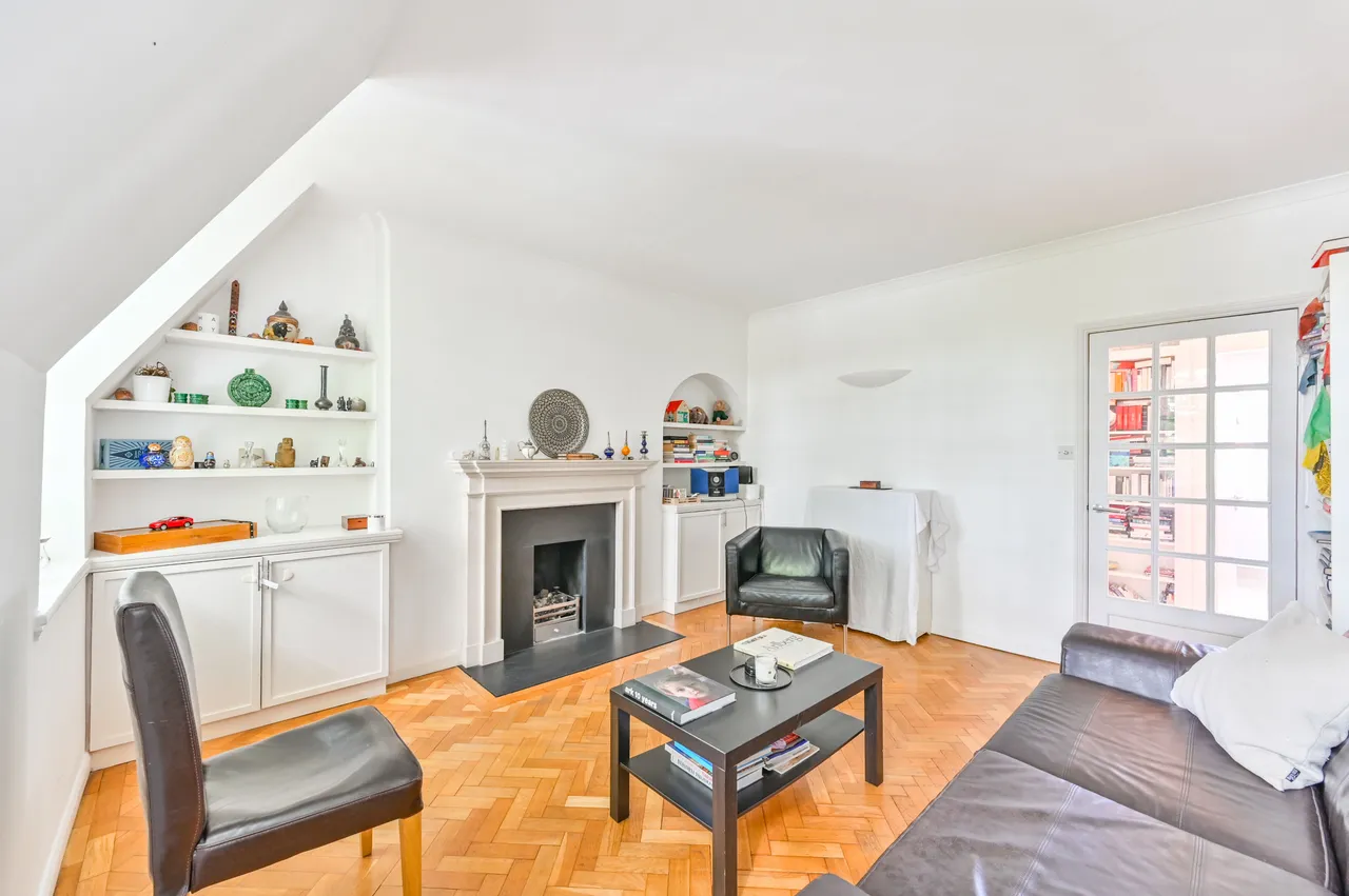 29 Ingelow House, Holland Street, London, photo 8