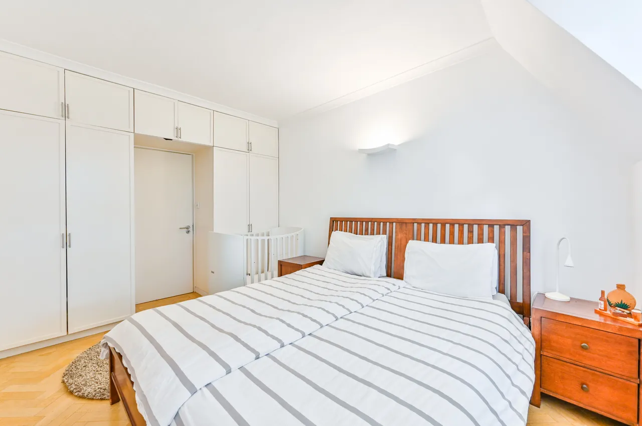 29 Ingelow House, Holland Street, London, photo 9