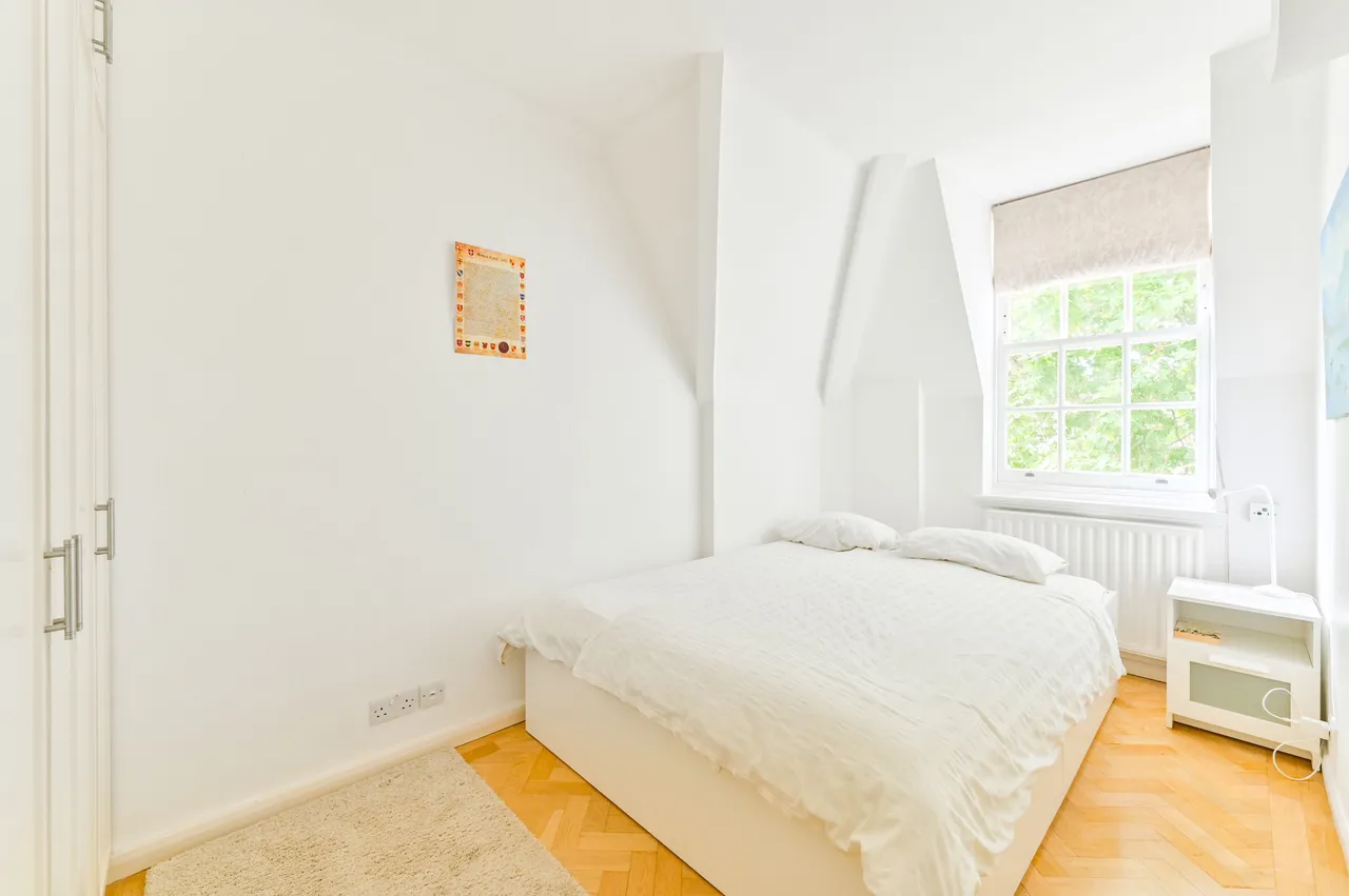29 Ingelow House, Holland Street, London, photo 6
