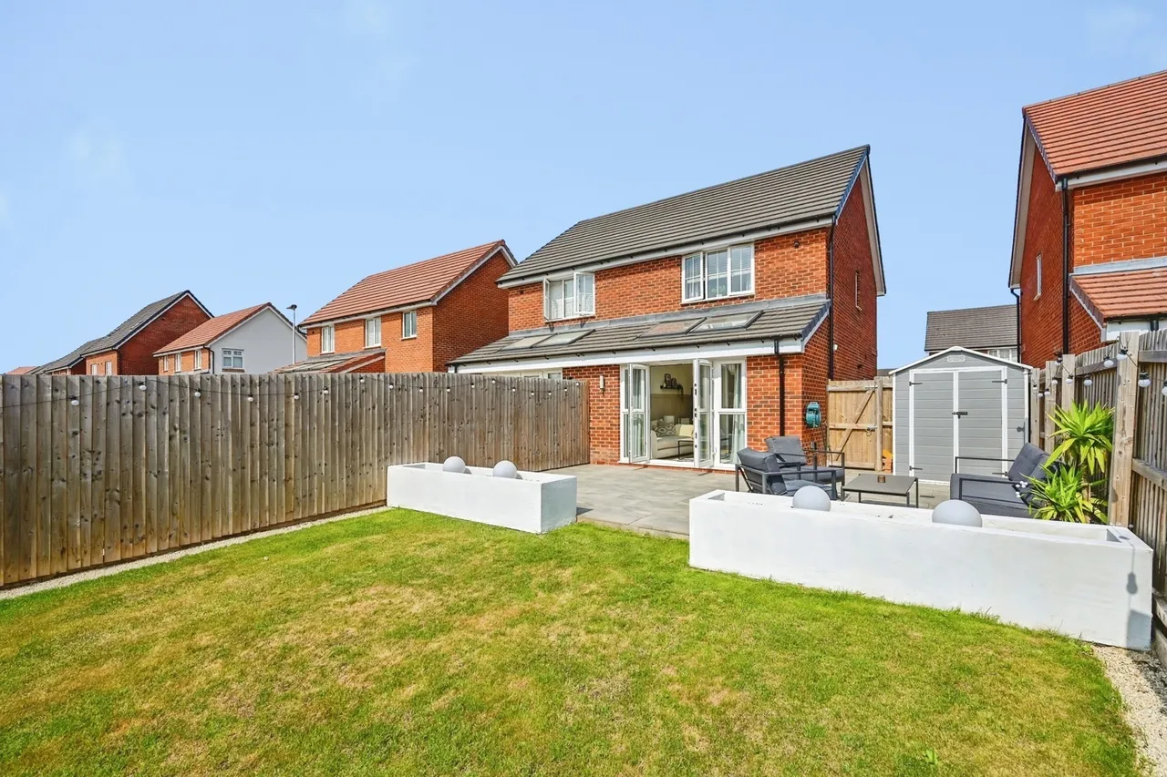 Goshawk Drive, Liverpool, L31, photo 17
