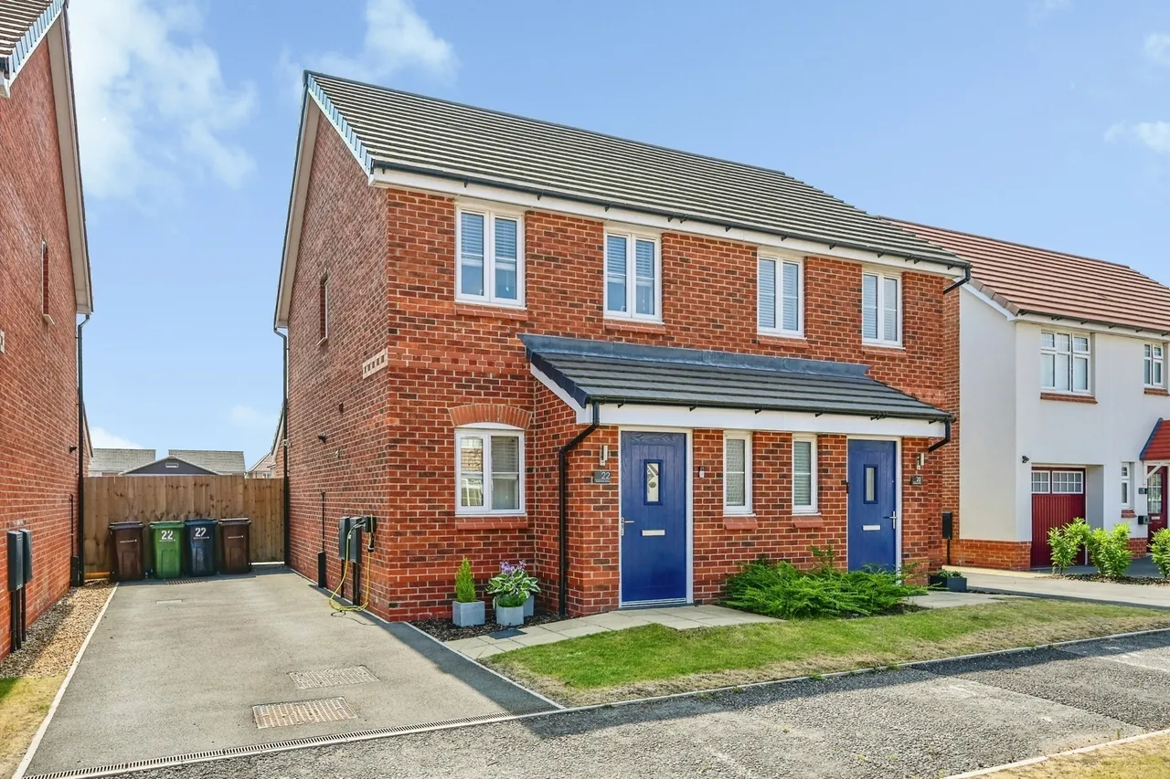 2 bed house for sale, Goshawk Drive, Liverpool, L31