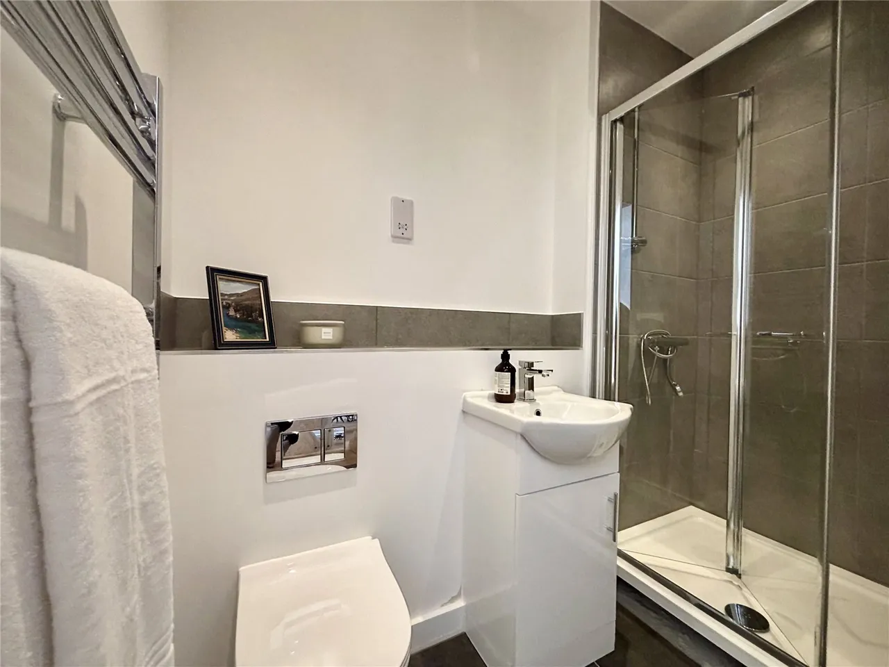 Victoria Road, Aldershot, Hampshire, GU11 1FT, photo 29
