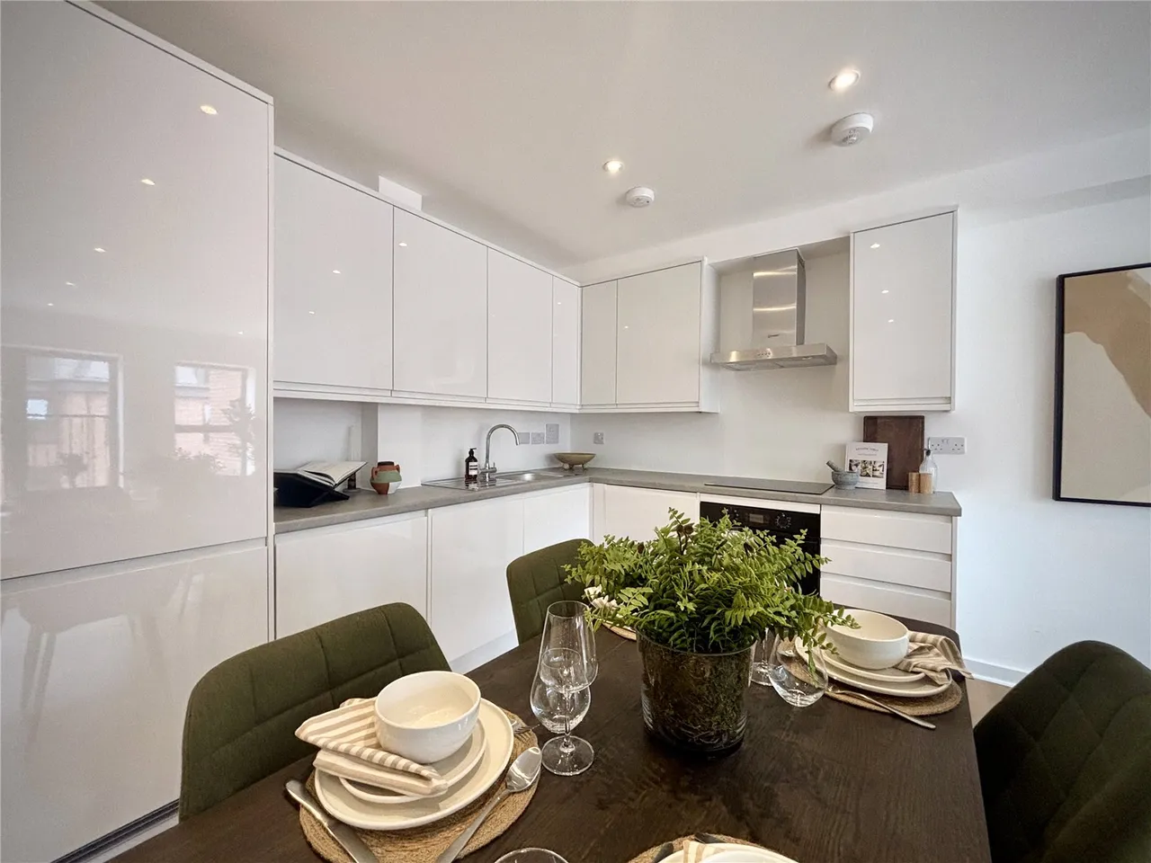 Victoria Road, Aldershot, Hampshire, GU11 1FT, photo 3