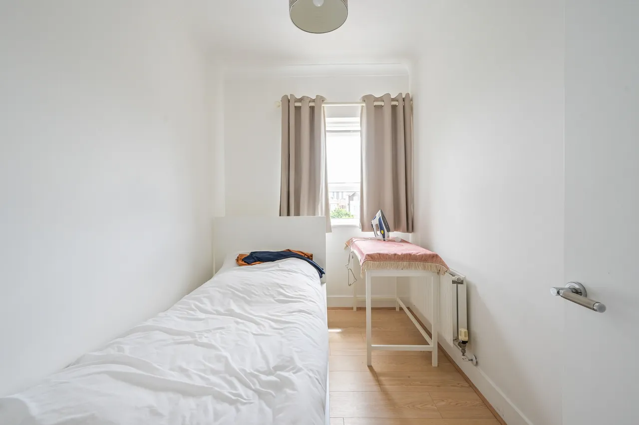 Flat 20 Lyndhurst Lodge, 2 Millennium Drive, London, photo 5