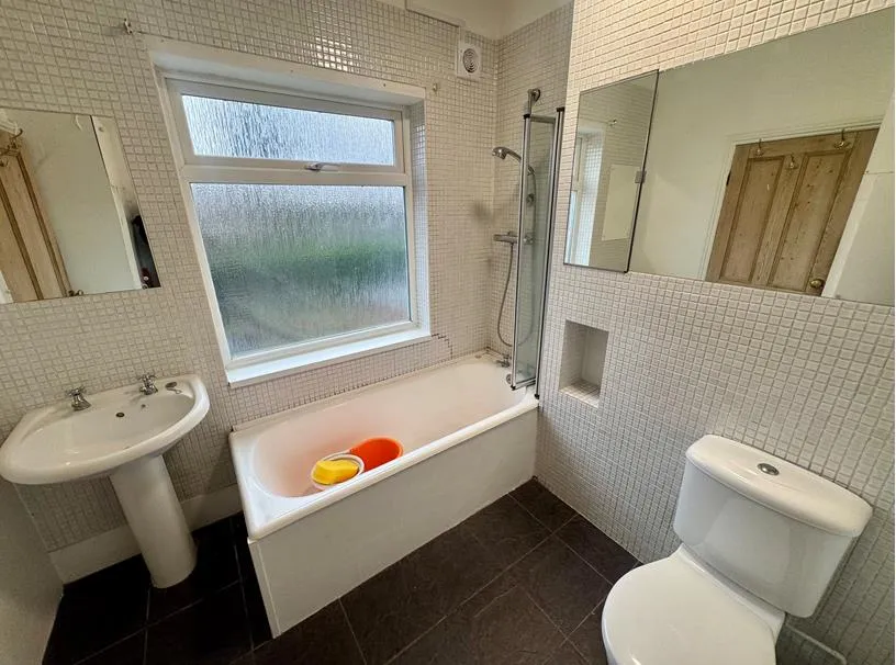 Loughborough Road, Birstall, LE4, photo 6