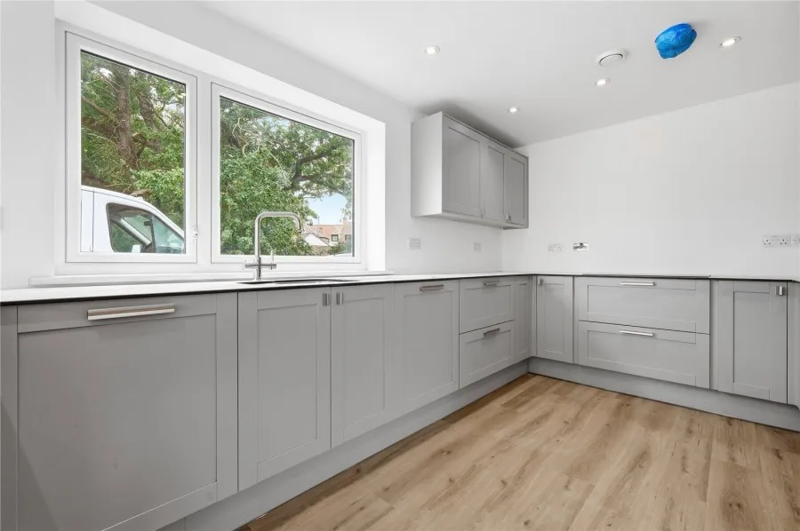 with 4 bedrooms in Wimbish, Nr Saffron Walden, CB10, photo 6