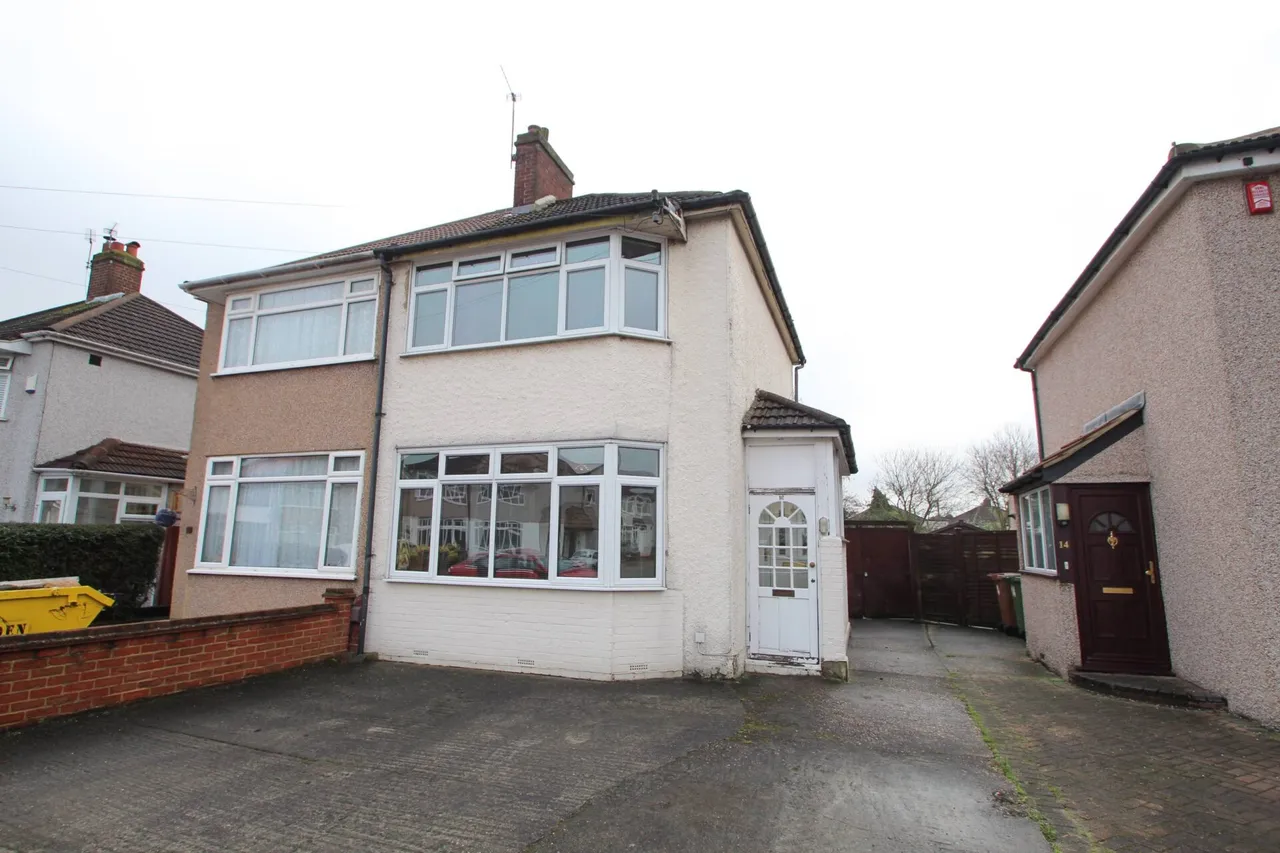 2 bed house for sale — Monmouth Close, Welling