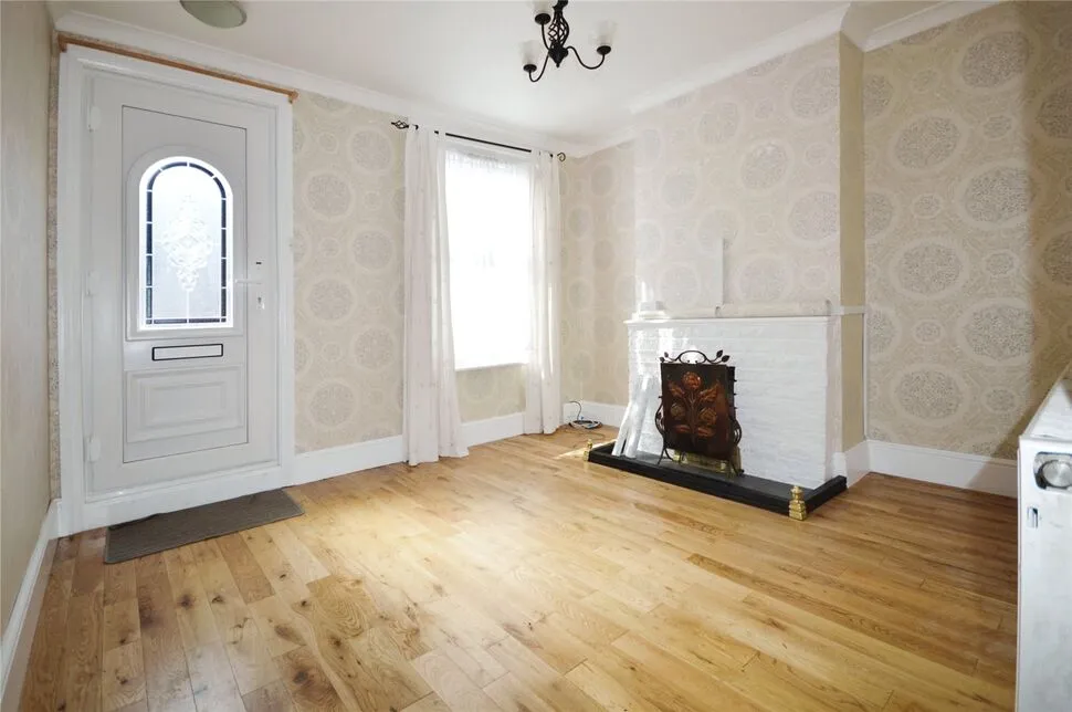 Mount Road, Rochester, Kent, ME1, photo 2
