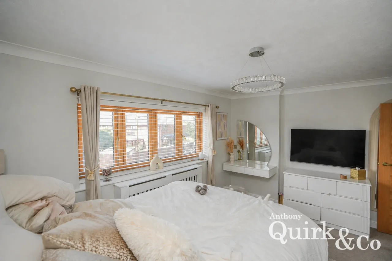 Prince William Avenue, Canvey Island, SS8, photo 25