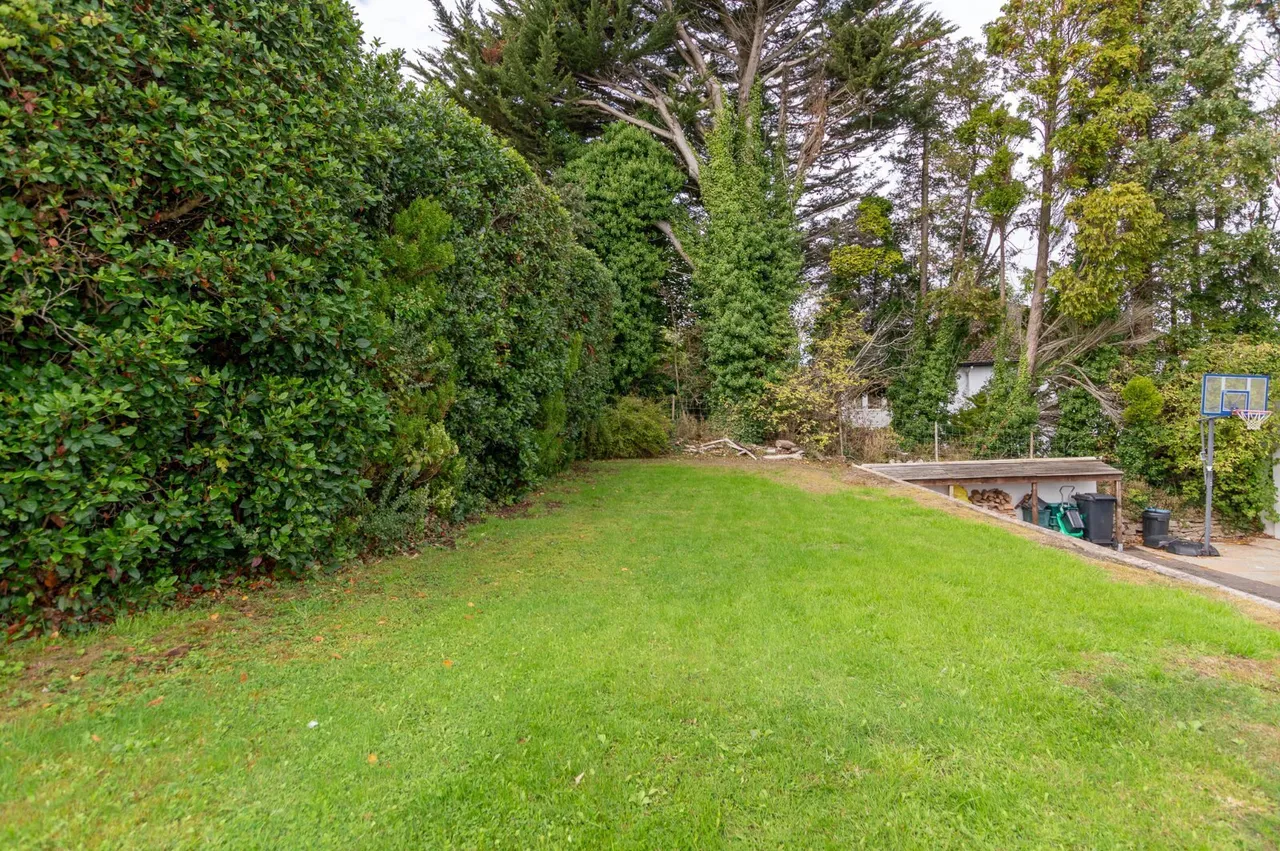 Pen Y Bryn Road, Colwyn Bay, LL29, photo 5