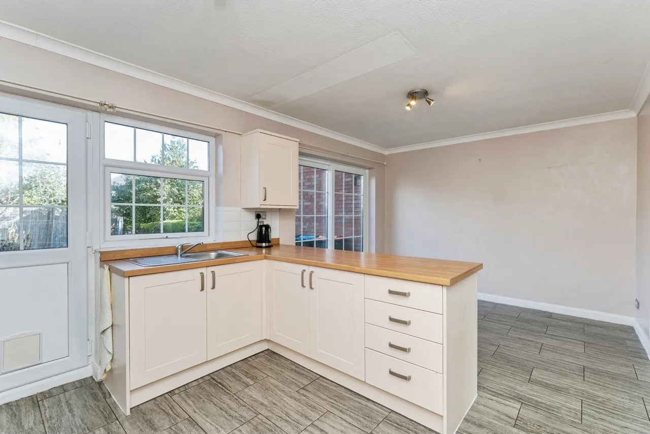 Pinfold Court, Chester, CH4, photo 6