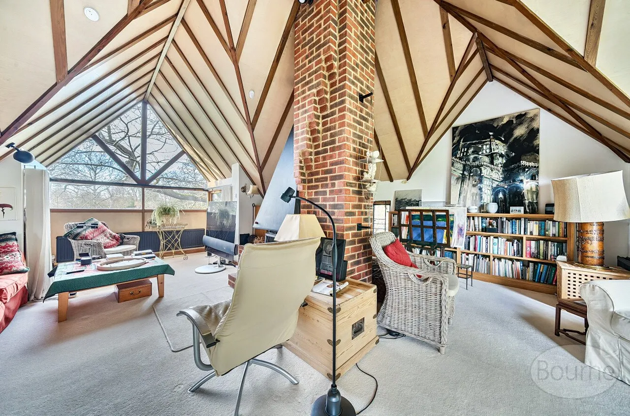 Fairmile Lane, Cobham, KT11, photo 5