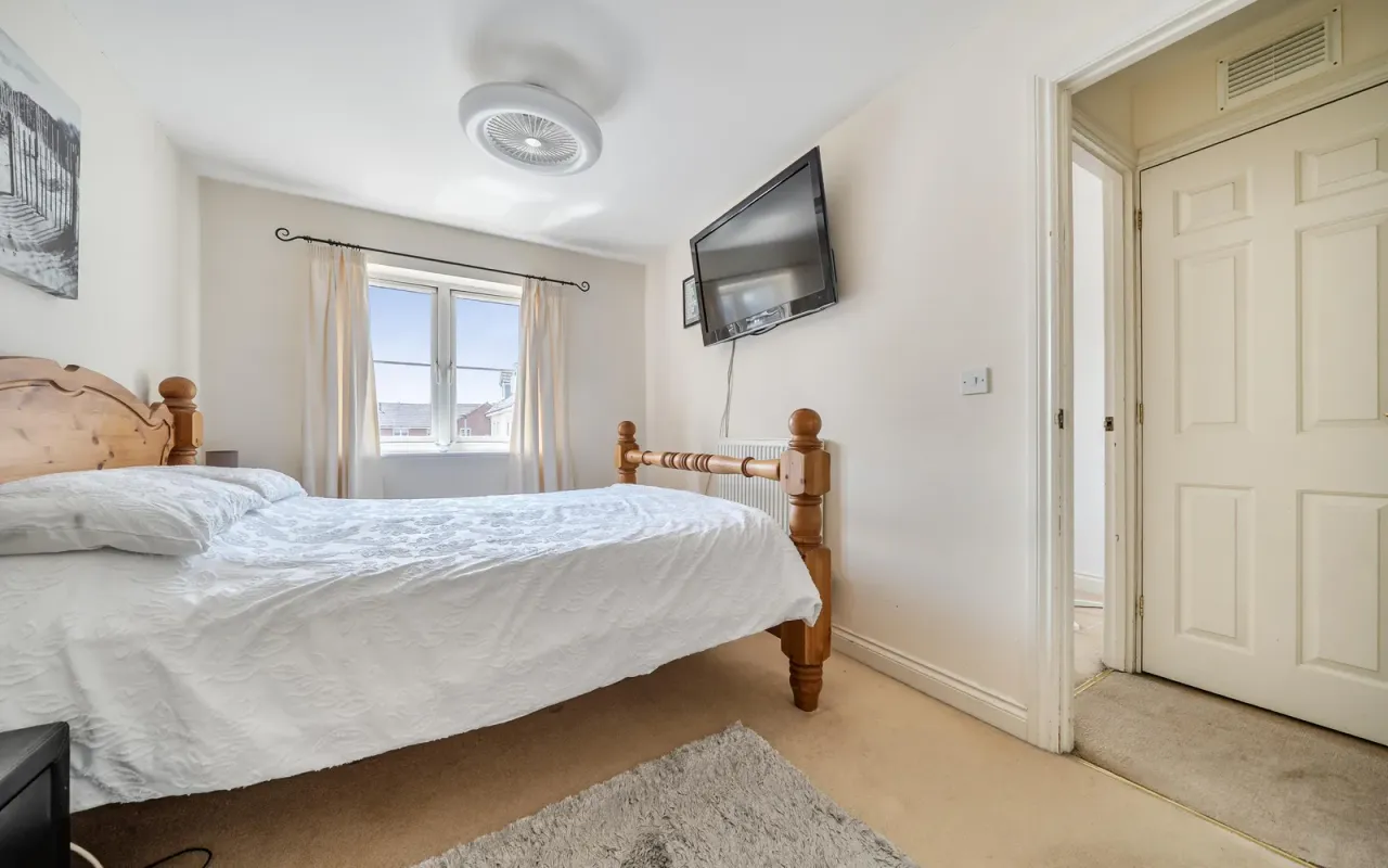 Fox Hedge Way, Sharnbrook, Bedford, photo 9