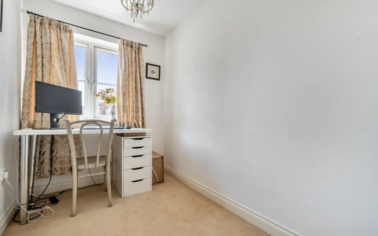 Fox Hedge Way, Sharnbrook, Bedford, photo 13