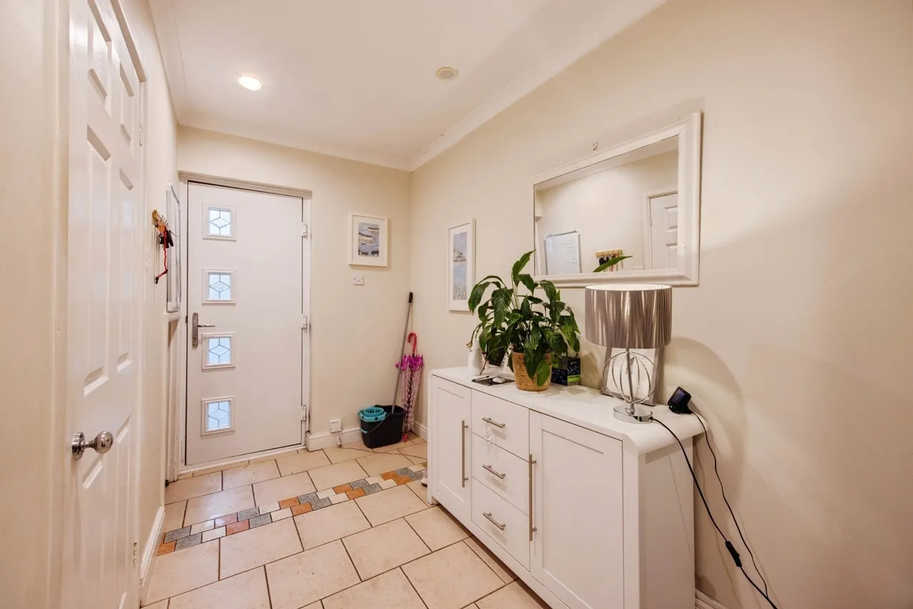 Tredanek Close, Bodmin, PL31, photo 2