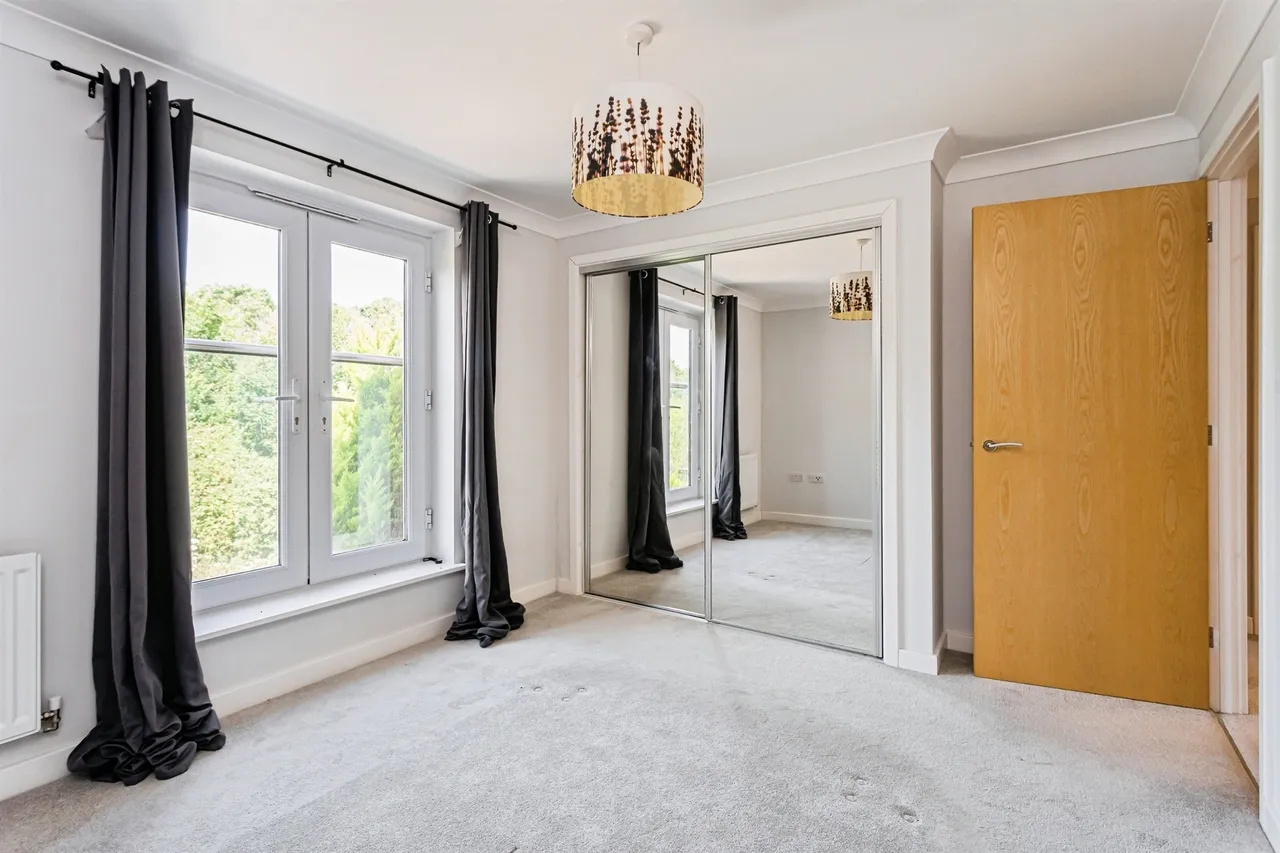 Goldfinch Road, Burgess Hill, photo 12