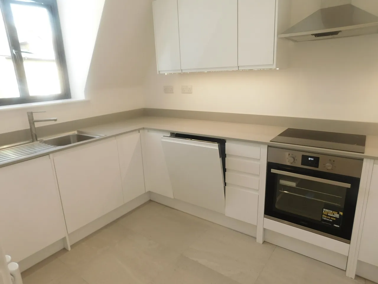 Cherington Road, Hanwell, London, W7 3HJ, photo 3