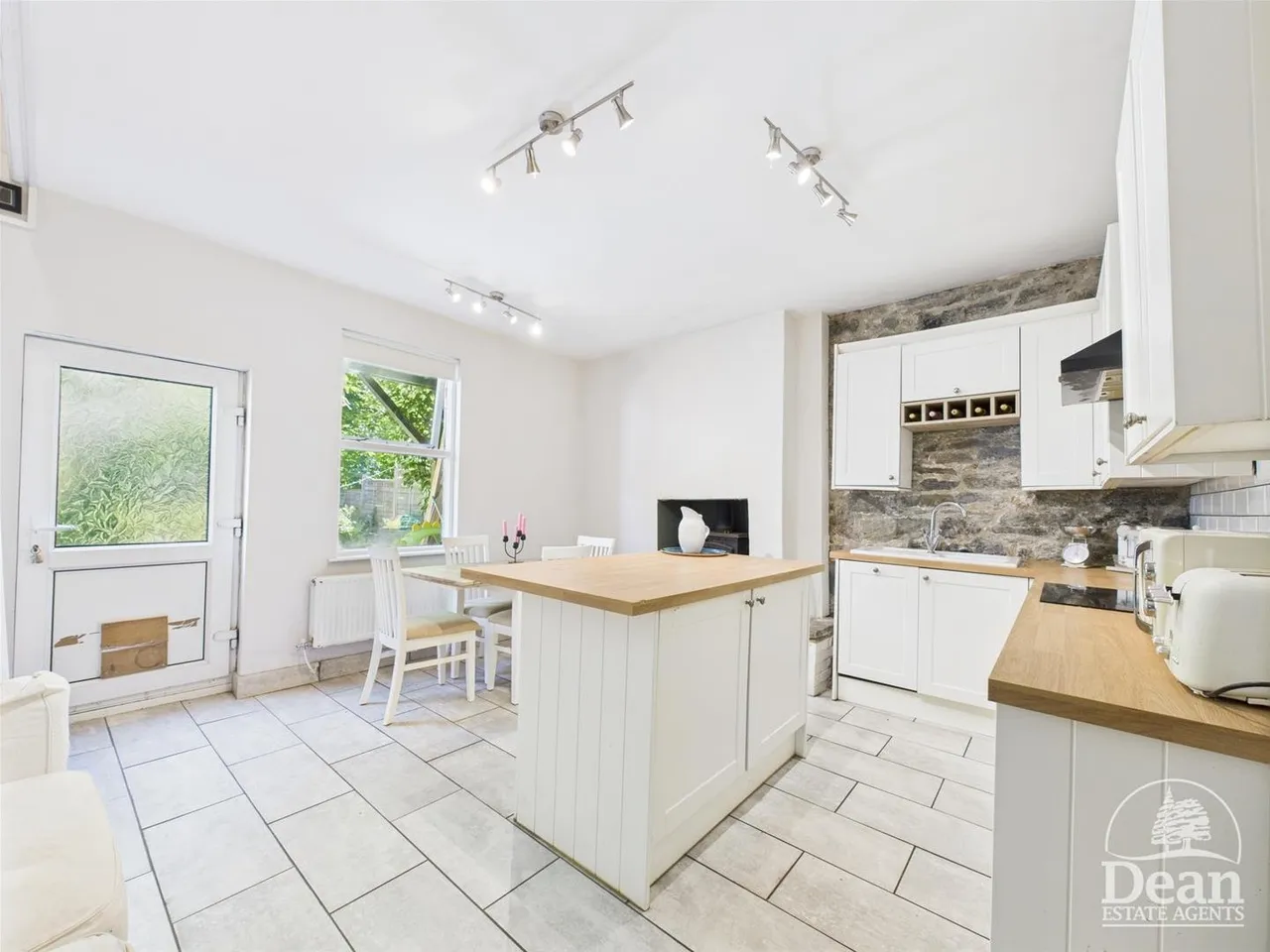Bayhead Villas Central Lydbrook, Lydbrook, GL17, photo 3